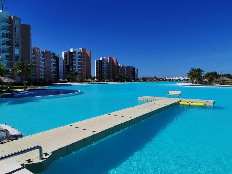 Departamento Con Laguna Artificial Cancún Esterno foto