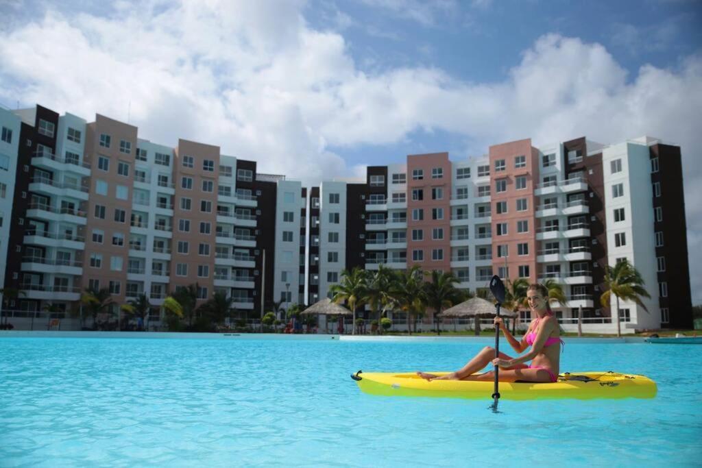 Departamento Con Laguna Artificial Cancún Esterno foto