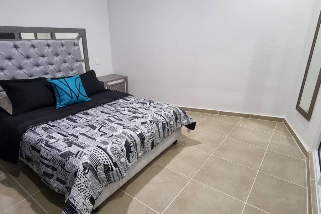 Departamento Con Laguna Artificial Cancún Esterno foto