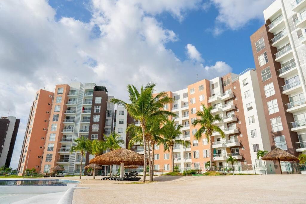 Departamento Con Laguna Artificial Cancún Esterno foto